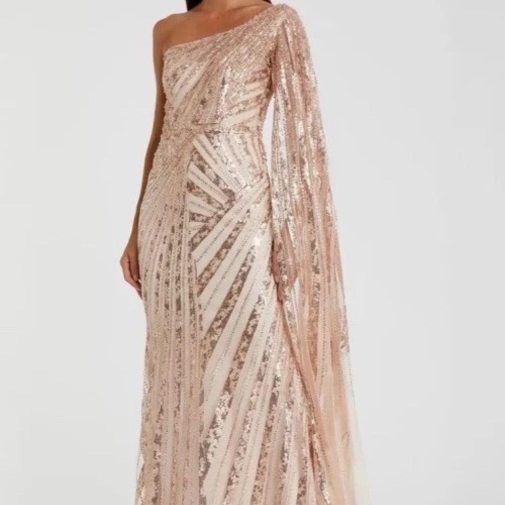 NEW 10 MAC DUGGAL Rose Gold One Shoulder Cape Sleeve Beaded Embellished Gown